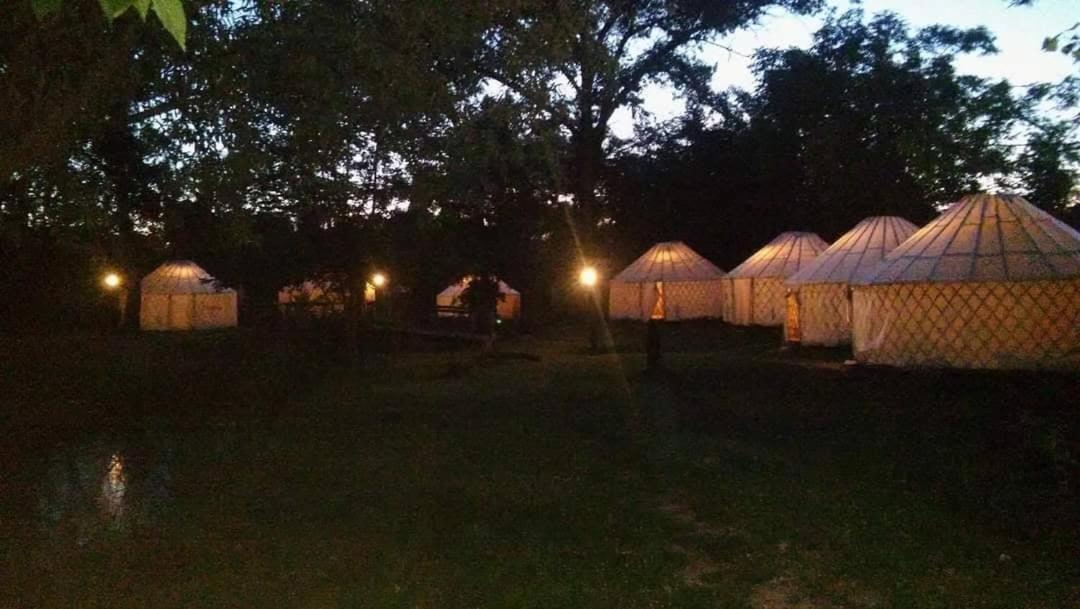 Hotel Dom Argyelus - Argyelus Haz - Fesztypark Martovce Exteriér fotografie